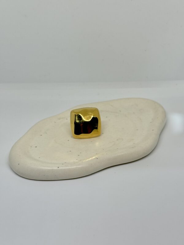STONE RING