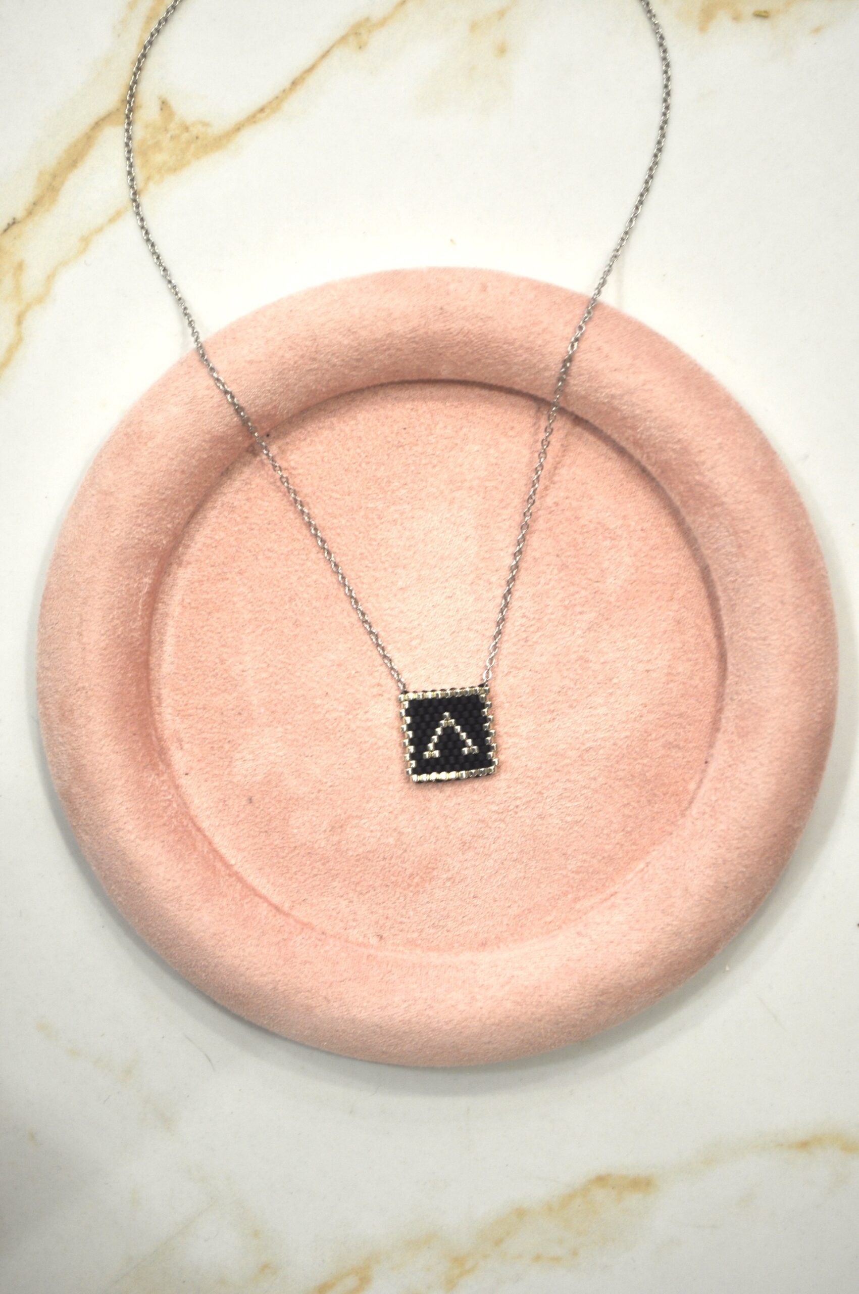 Monogram Λ